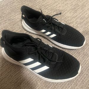 Adidas cloud foam shoes